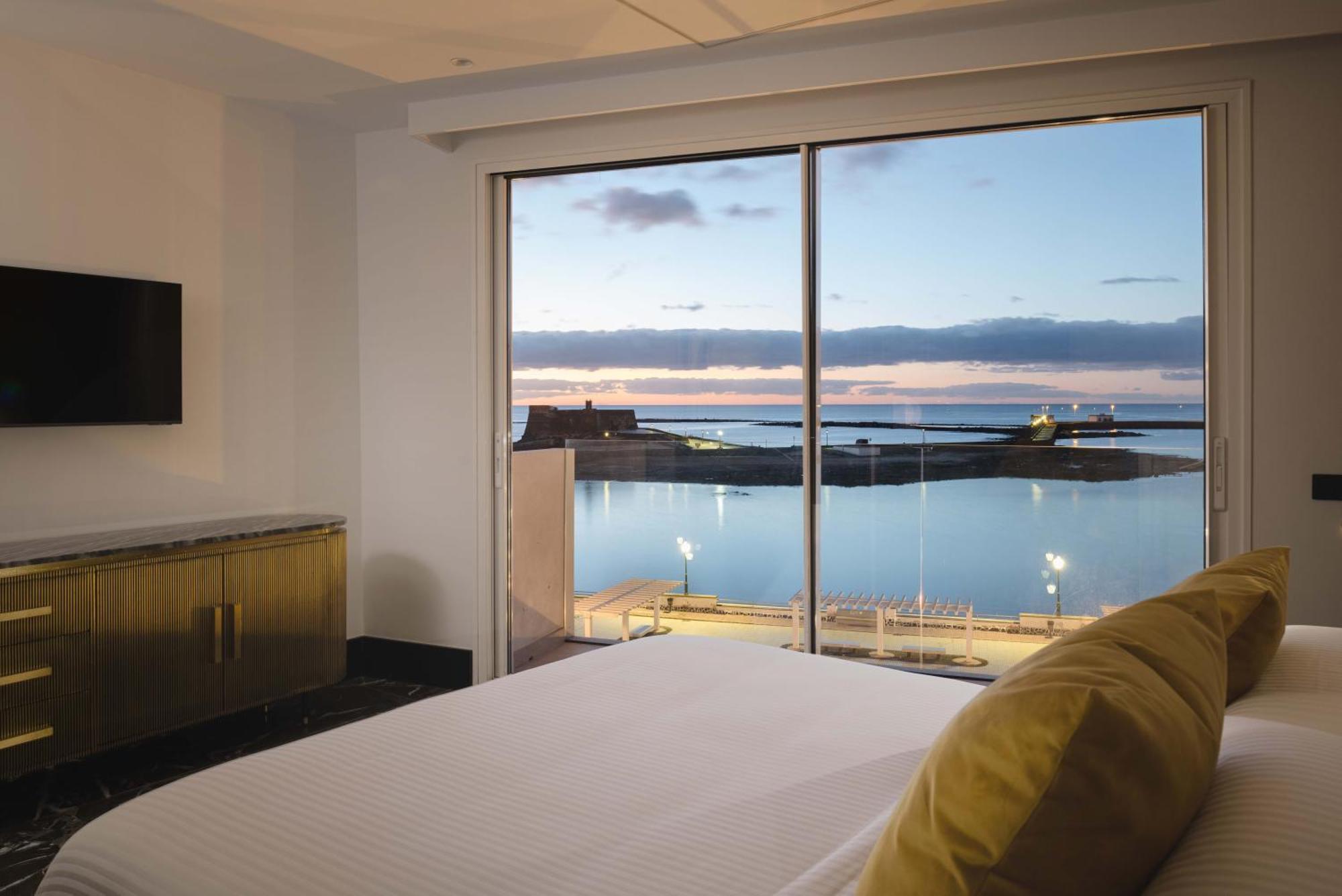 Blue Marina Suites - Boutique Apartments Arrecife  Ngoại thất bức ảnh