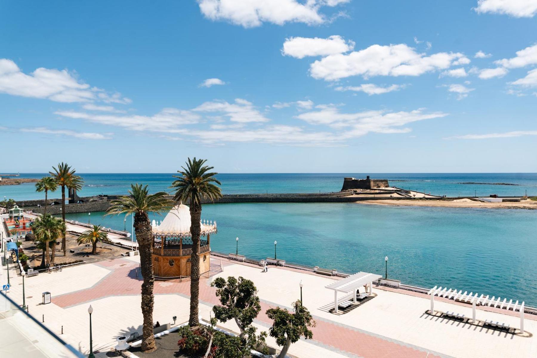 Blue Marina Suites - Boutique Apartments Arrecife  Ngoại thất bức ảnh